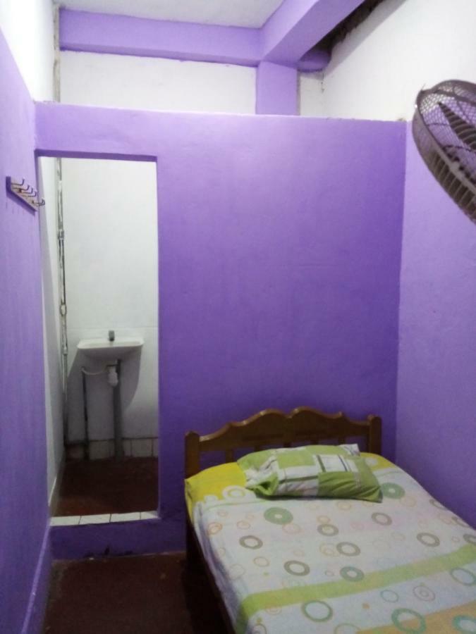 Hospedaje Independencia Pucallpa Esterno foto